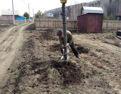 Бурение ям и отверстий в грунте - услуги бурояма и бензобура стоимость услуг и где заказать - Оренбург