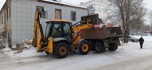 Поиск техники для вывоза строительного мусора стоимость услуг и где заказать - Оренбург