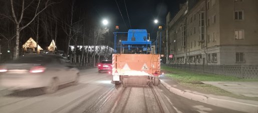Уборка улиц и дорог спецтехникой и дорожными уборочными машинами стоимость услуг и где заказать - Оренбург