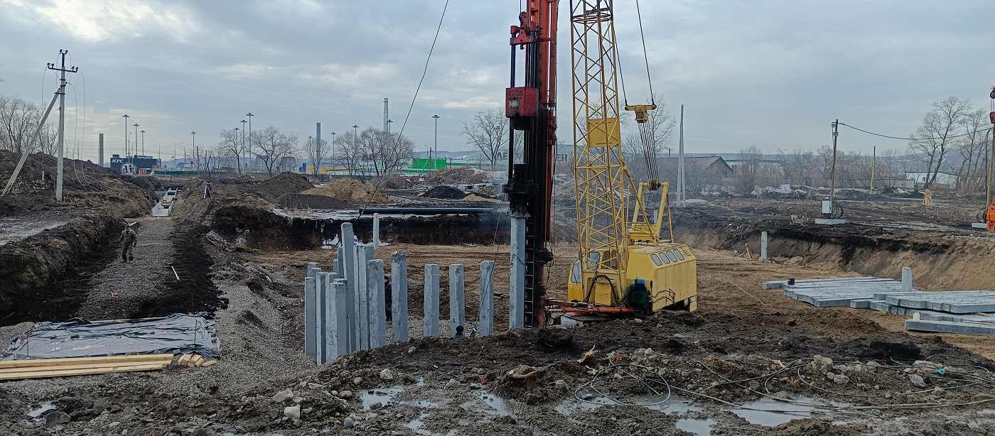 Аренда сваебоя для забивки бетонных свай в Оренбурге
