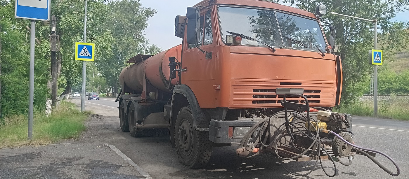 Продажа поливомоечных машин для уборки дорог и поливки зеленых насаждений в Оренбурге