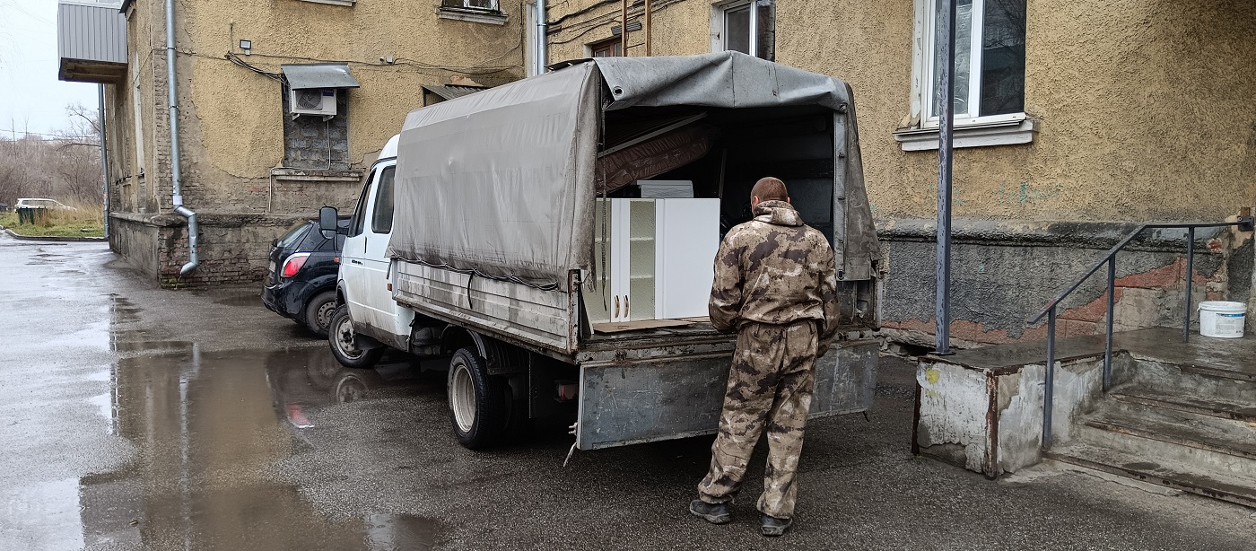 Квартирные перевозки. Погрузка мебели в Газель в Матвеевке